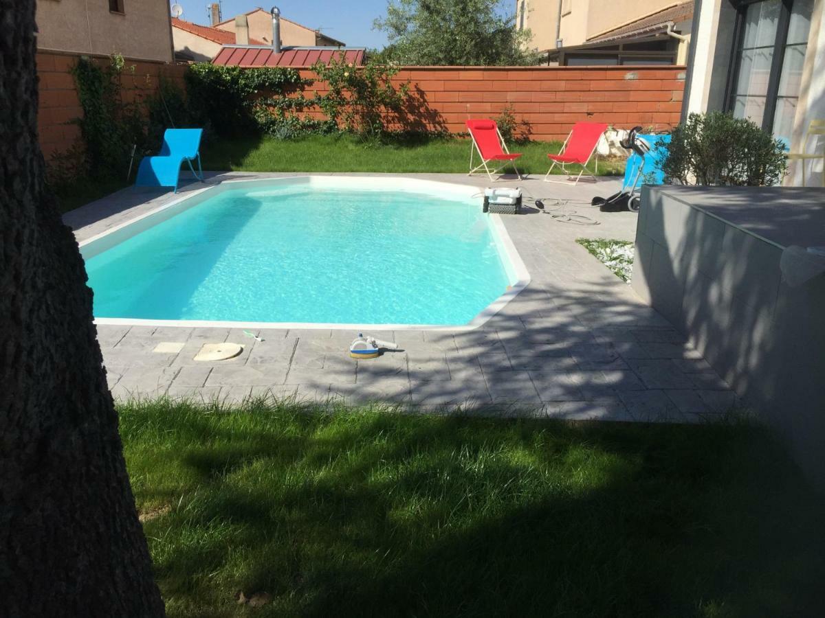 Cugnaux Toulouse Metropole Ouest Chambre Privee De Luxe - Sdb Wc Privee Terrasse Piscine Aqua Bike Exterior foto